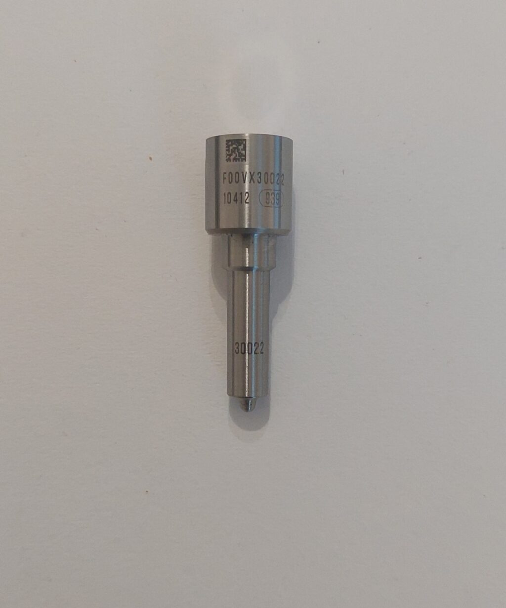 Piezo diesel injector nozzle F00VX30022