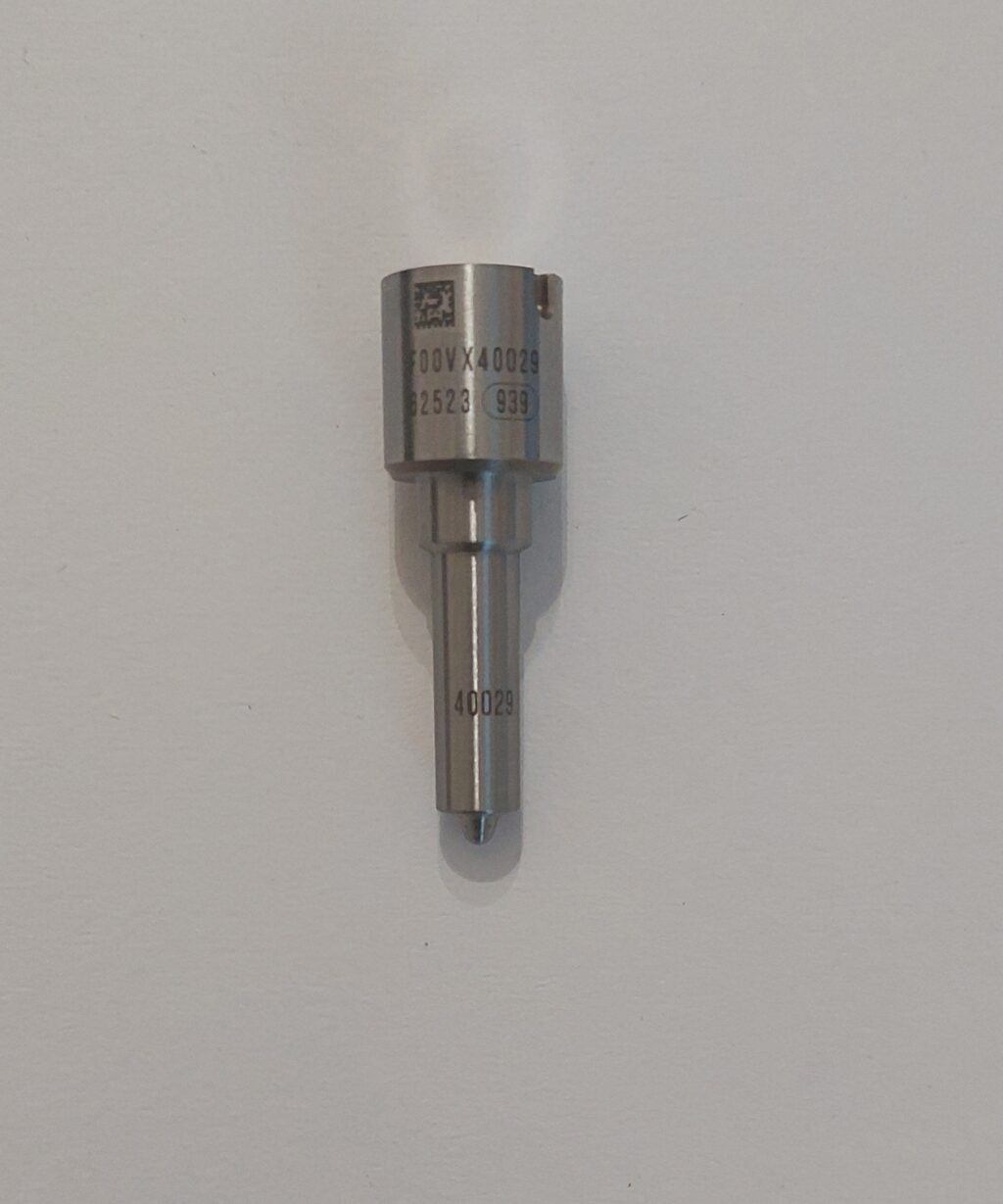 Piezo diesel injector nozzle F00VX40029
